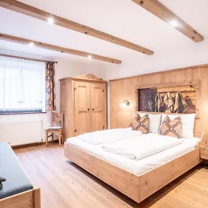Stauders Und Bed & Breakfast